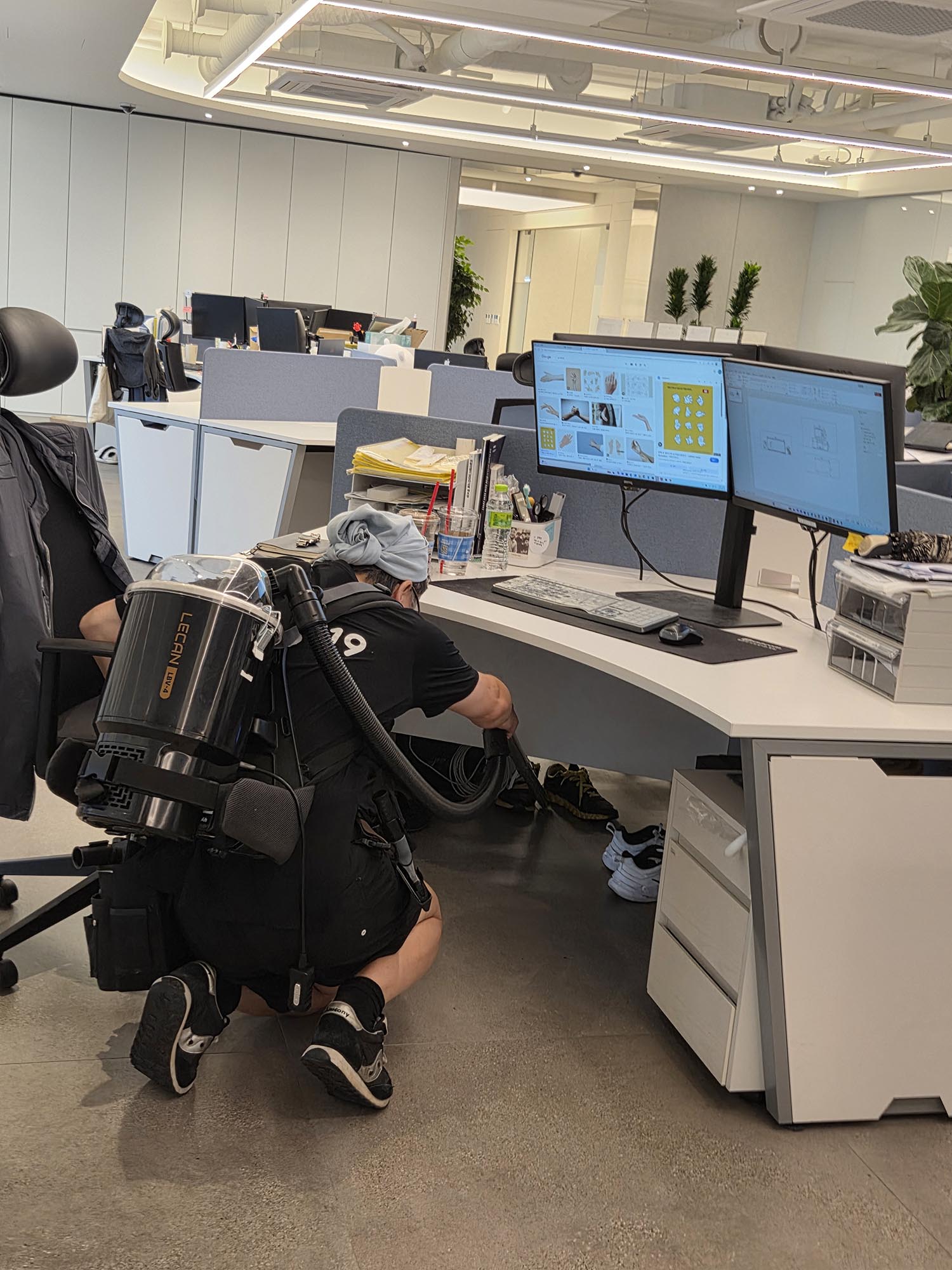 office-09